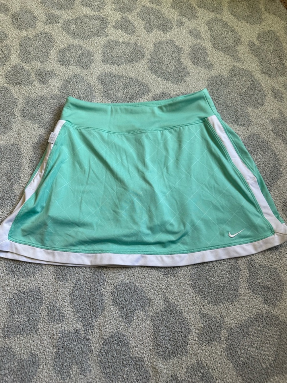 Nike Mint Green Athletic Skirt with White Trim